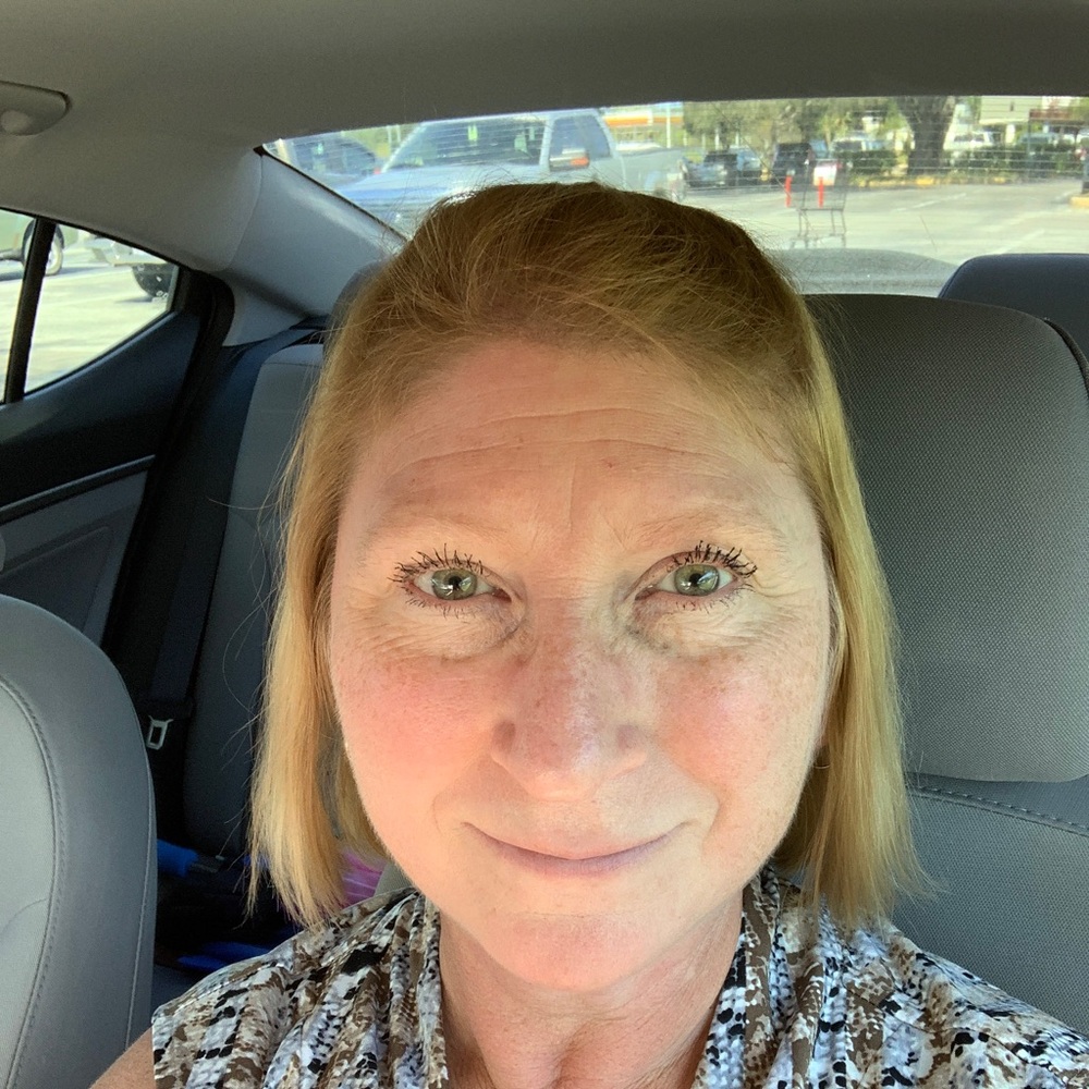 Meet your Posher, Tina